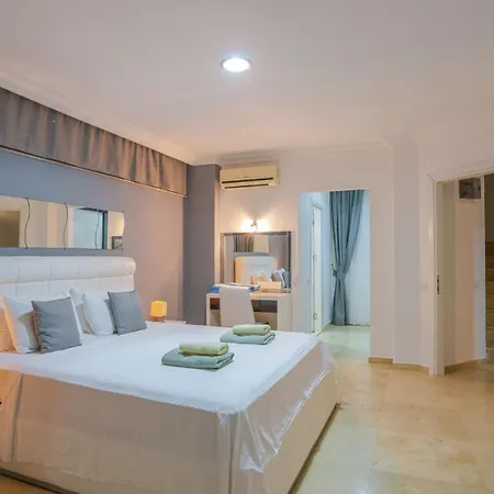 5 Bedroom 3370 Kalkan