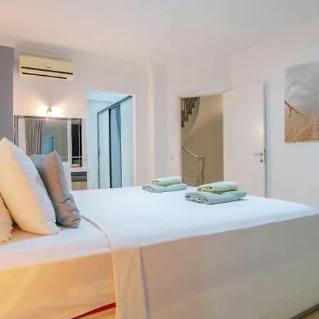5 Bedroom 3370 Villa Kalkan