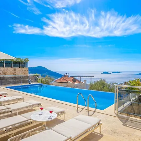 Villa 5 Bedroom 3370
